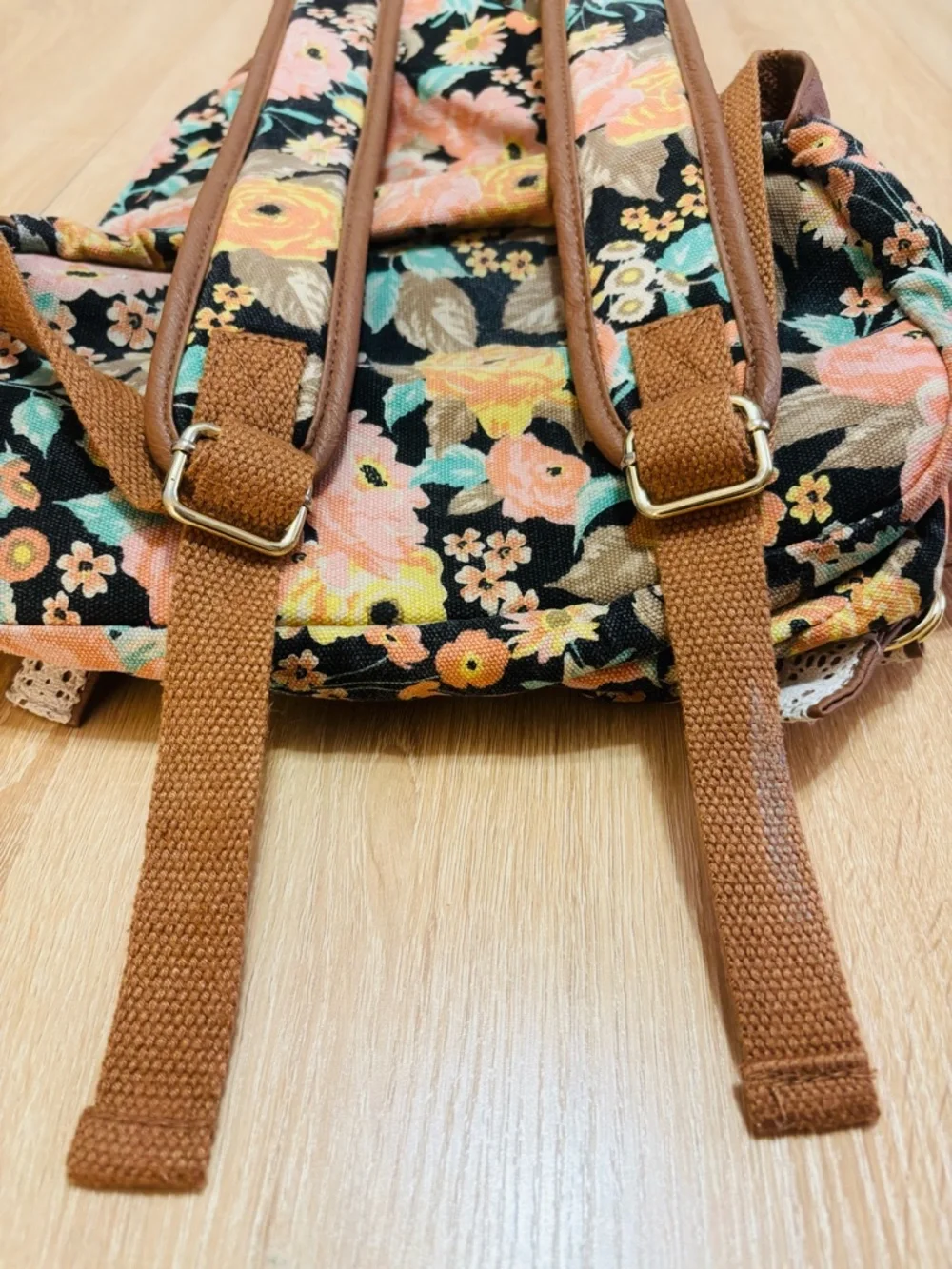 Candie’s 90s Floral Backpack